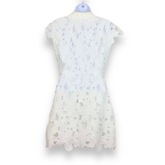 ARROGANT CAT White Floral Lace Cap Sleeve Dress size 10 - Picture 3 of 10